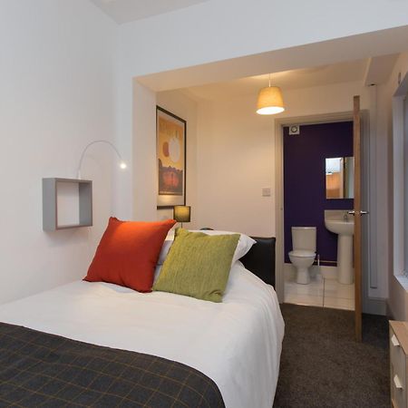 8 Samuel Street Apartment ครูว์ ภายนอก รูปภาพ